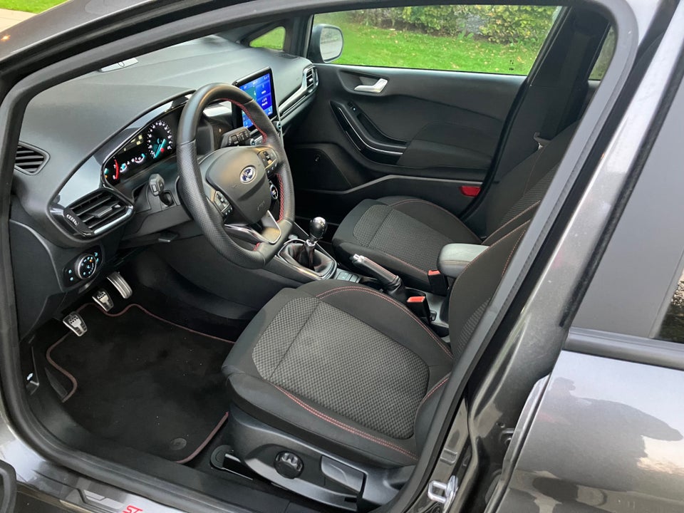 Ford Fiesta 1,0 EcoBoost mHEV ST-Line X 5d