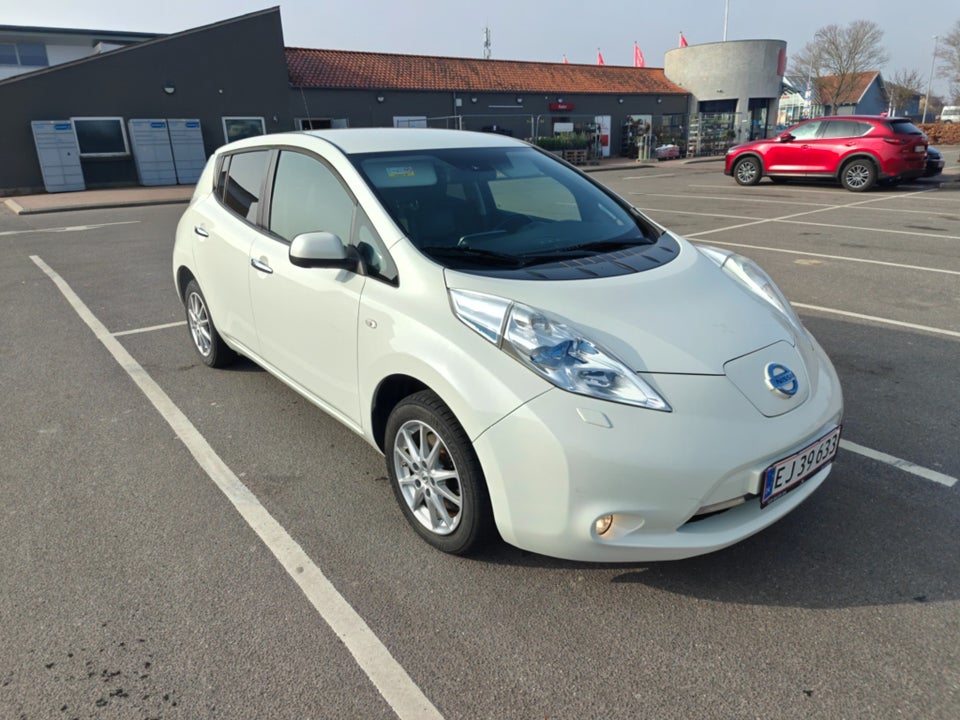 Nissan Leaf 24 Tekna 5d