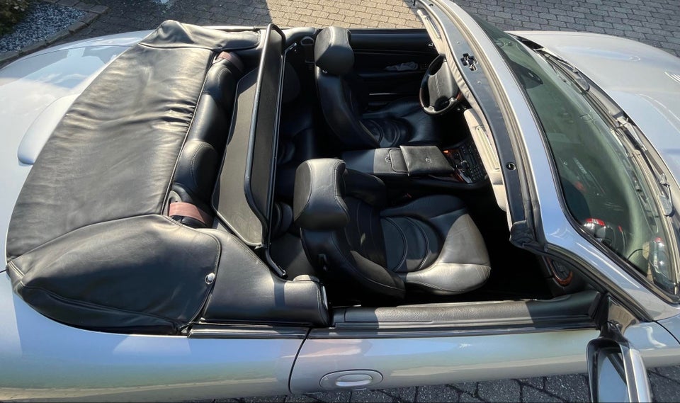 Jaguar XKR 4,0 S/C Convertible 2d