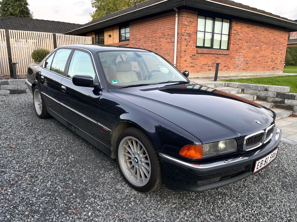 BMW 735i 3,5 aut. 4d