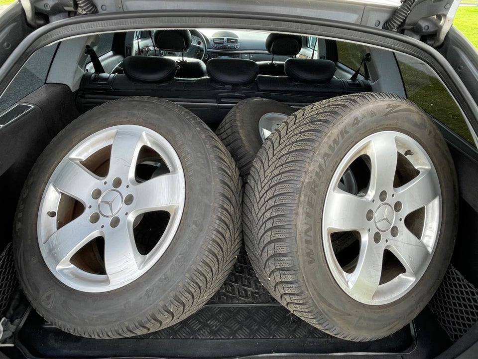 Mercedes E240 2,6 Avantgarde stc. aut. 5d