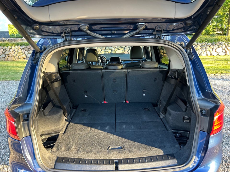 BMW 216i 1,5 Gran Tourer Sport Line 7prs 5d