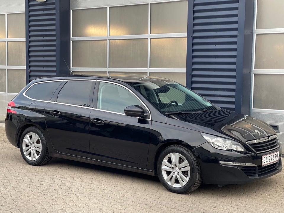 Peugeot 308 1,6 BlueHDi 120 Style SW 5d