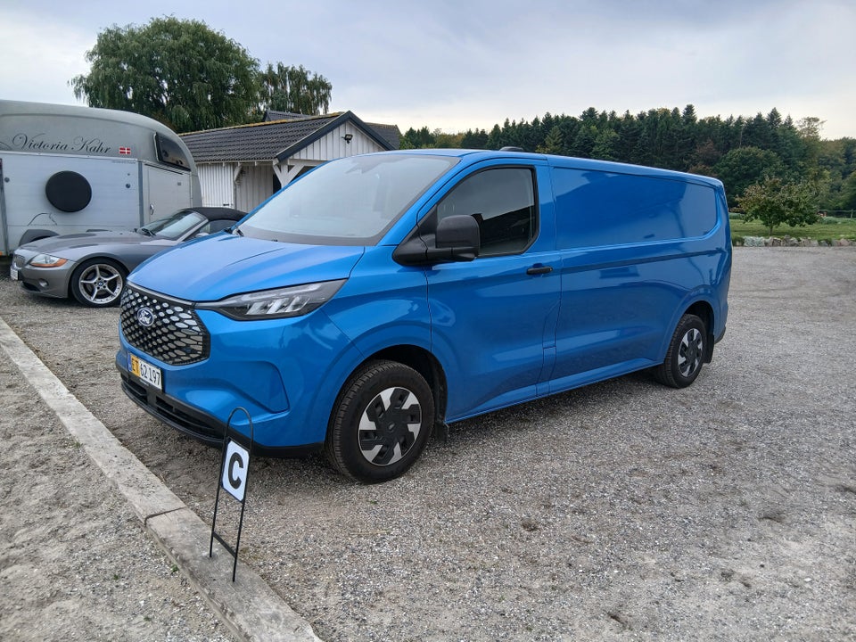 Ford E-Transit Custom 320 L2 64 Trend