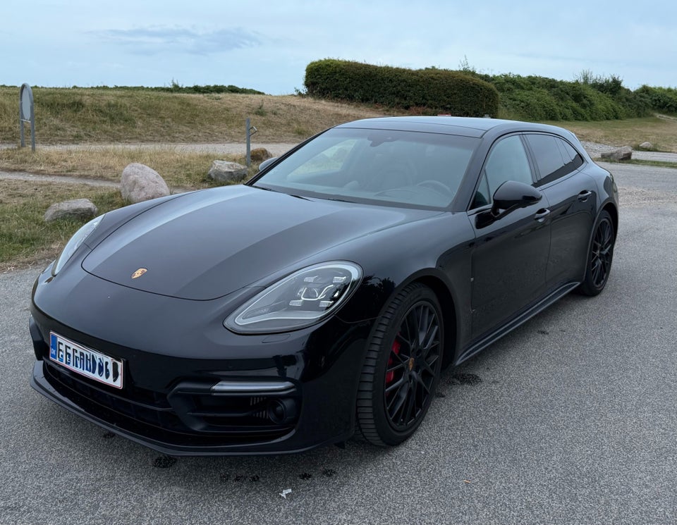 Porsche Panamera GTS 4,0 Sport Turismo PDK 5d