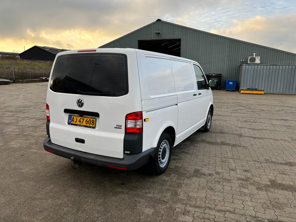 VW Transporter 2,0 TDi 140 Kassevogn DSG kort