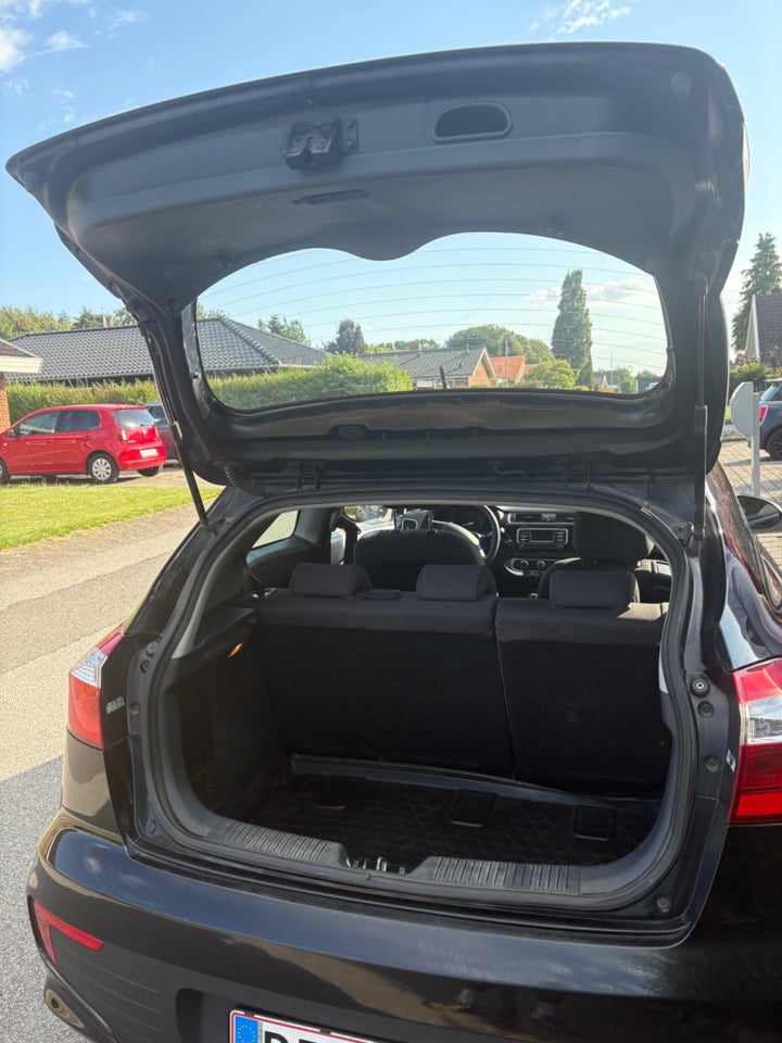 Kia Rio 1,2 CVVT Base 3d