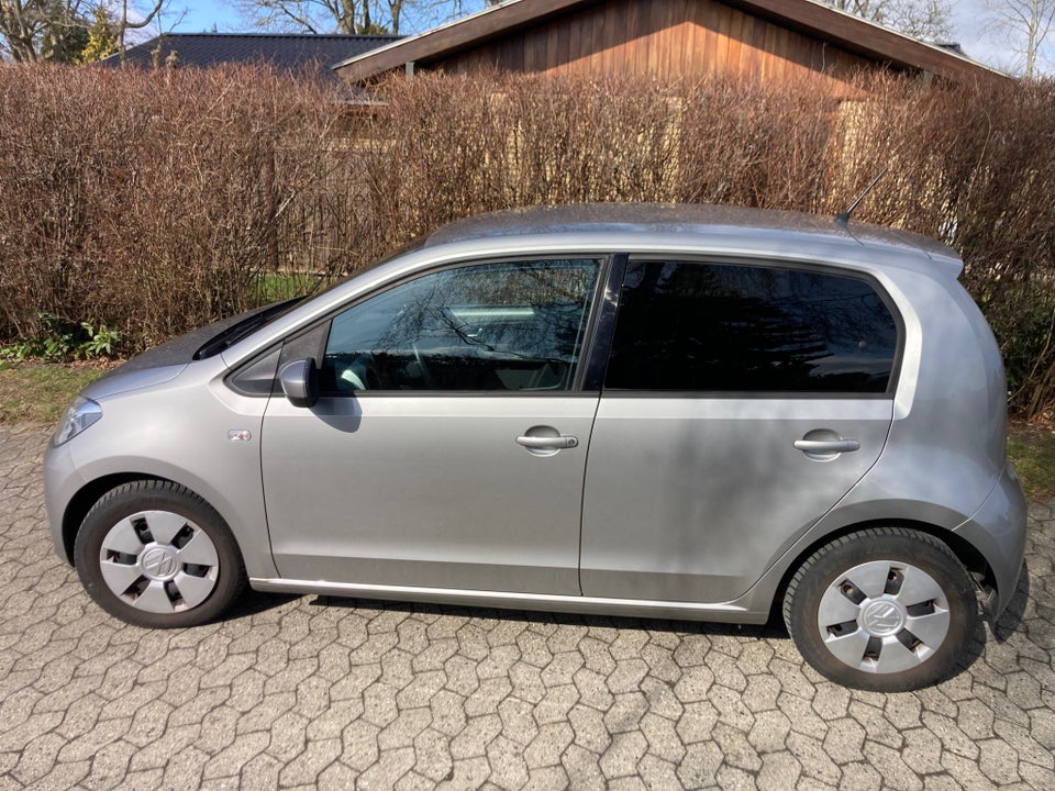 VW Up! 1,0 60 High Up! BMT 5d