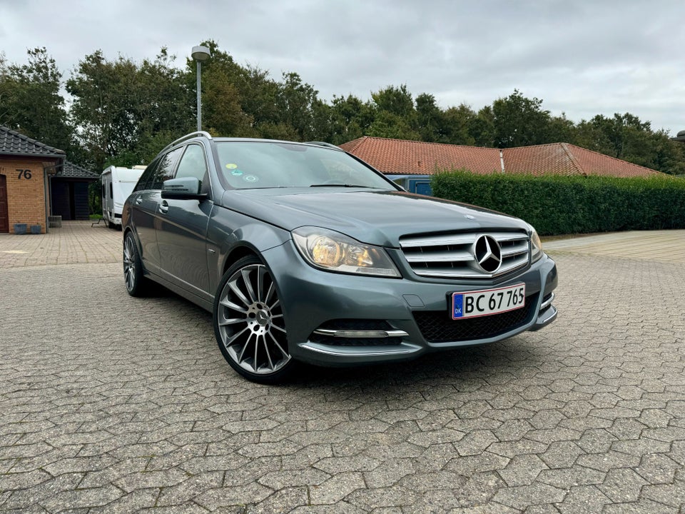 Mercedes C220 2,2 CDi Avantgarde stc. aut. BE 5d