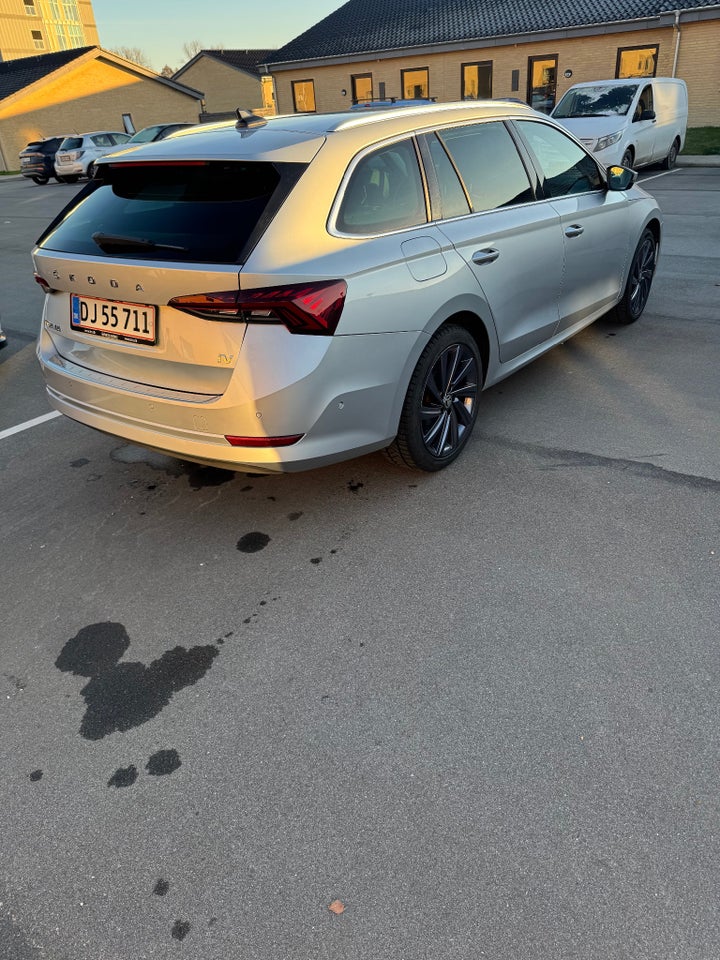 Skoda Octavia 1,4 TSi iV First Edition Combi DSG 5d