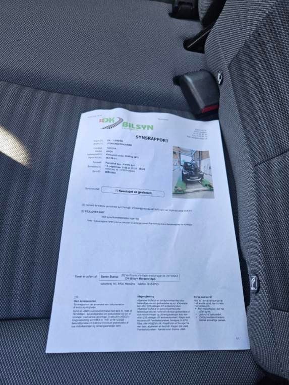 Toyota Aygo 1,0 VVT-i x-play 5d