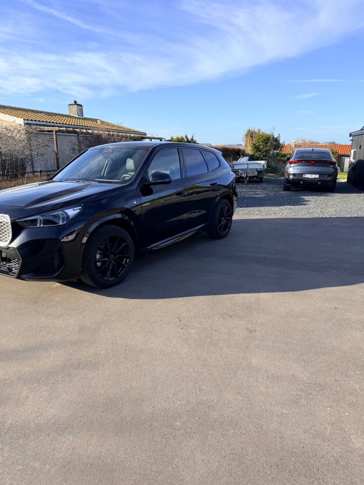 BMW iX1 eDrive20 M-Sport 5d