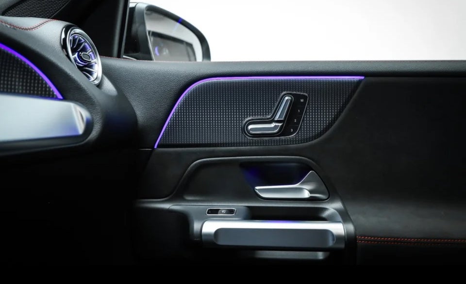 Mercedes EQB300 AMG Line 4Matic 7prs 5d