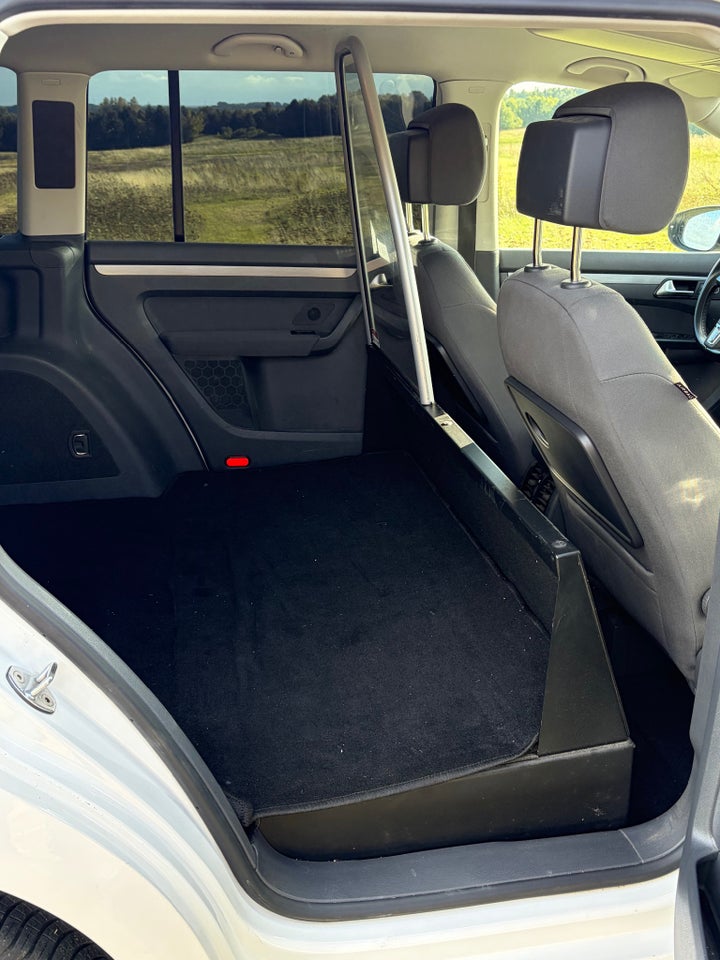 VW Touran 1,6 TDi 105 Comfortline BMT Van 5d