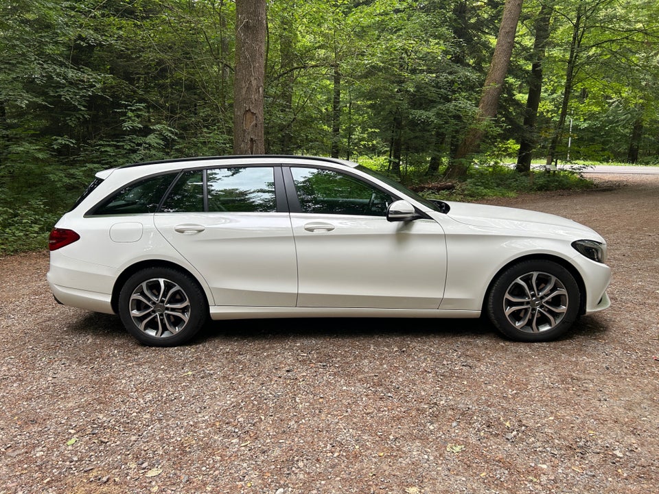 Mercedes C220 d 2,2 Business stc. aut. 5d