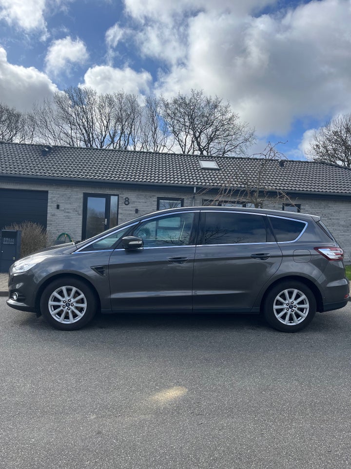 Ford S-MAX 2,0 EcoBlue Titanium aut. 7prs 5d