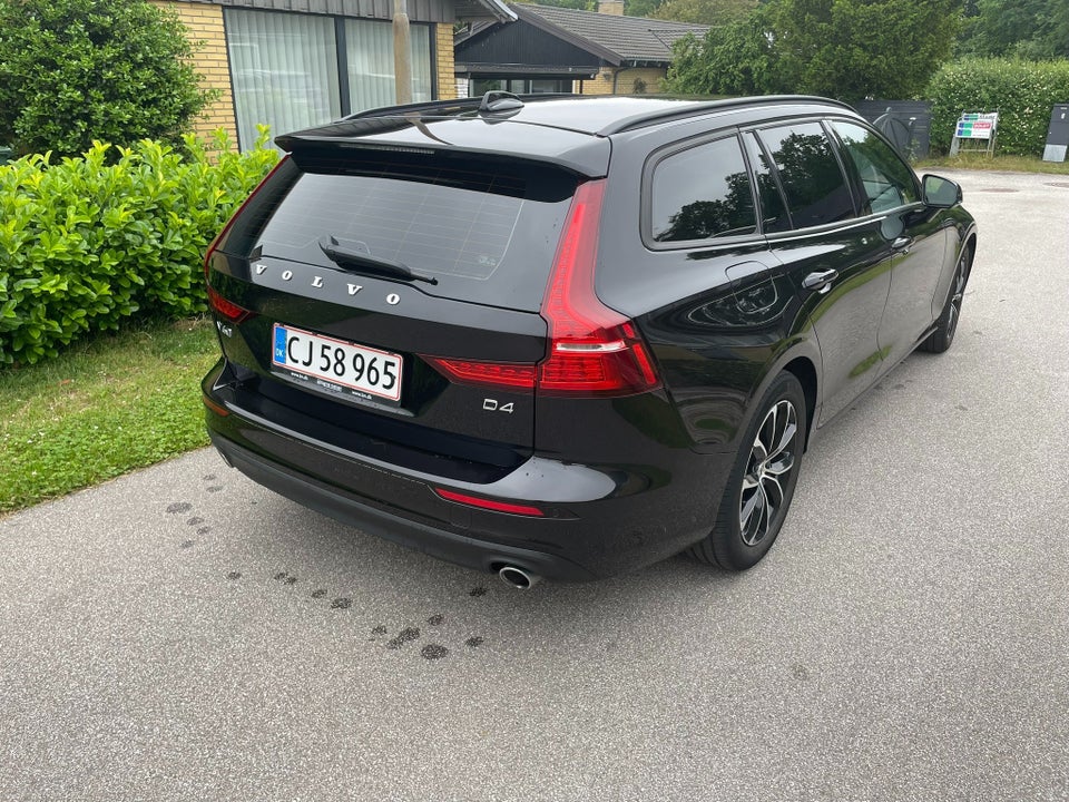 Volvo V60 2,0 D4 190 Momentum aut. 5d