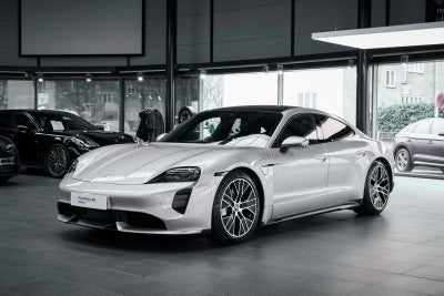 Porsche Taycan Turbo  Performance+  4d