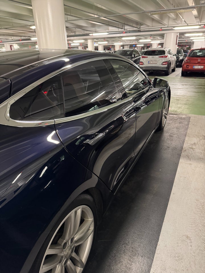 Tesla Model S 85D 5d