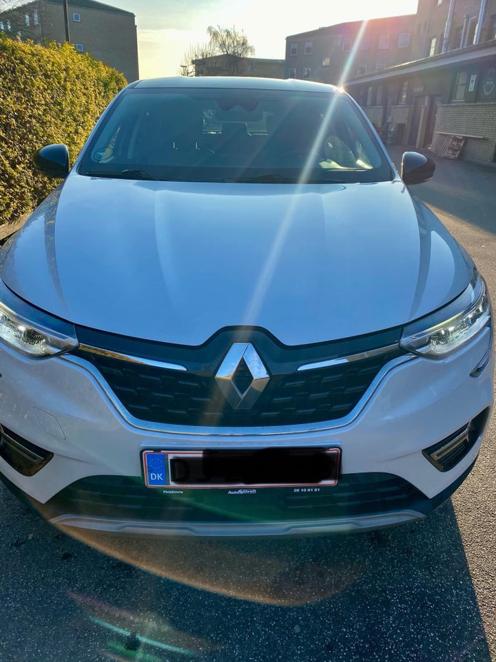 Renault Arkana 1,6 E-Tech Intens 5d