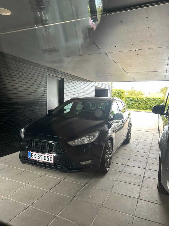 Ford Focus 1,0 SCTi 125 Business stc. 5d