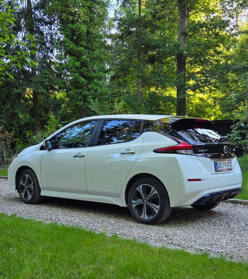 Nissan Leaf 62 e+ Acenta 5d
