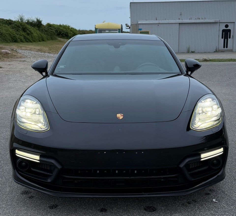 Porsche Panamera GTS 4,0 Sport Turismo PDK 5d