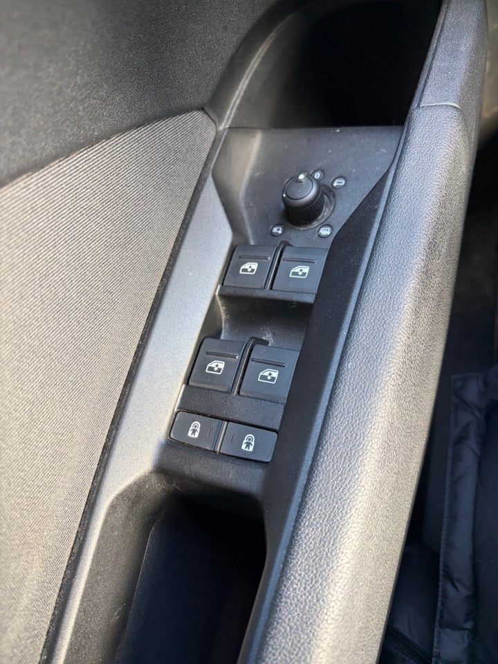 Audi Q4 e-tron 40 Attitude 5d