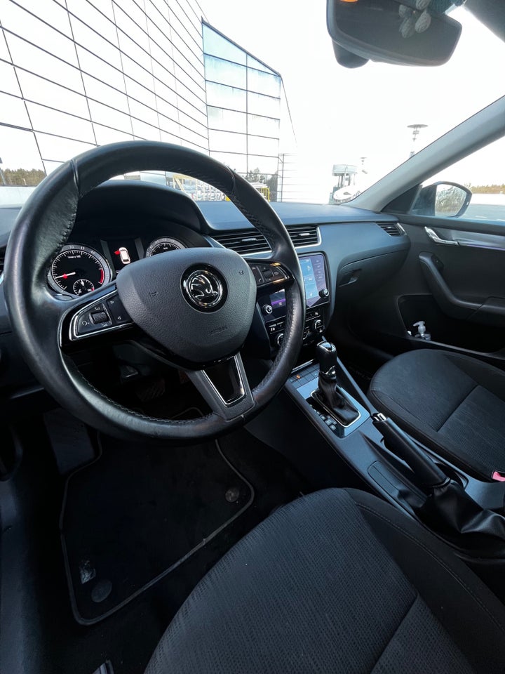 Skoda Octavia 2,0 TDi 150 Style Combi DSG 5d