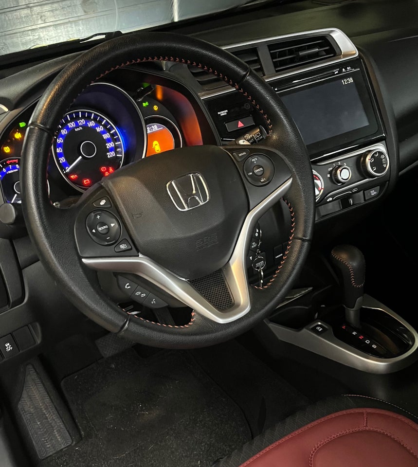 Honda Jazz 1,5 i-VTEC Dynamic CVT 5d