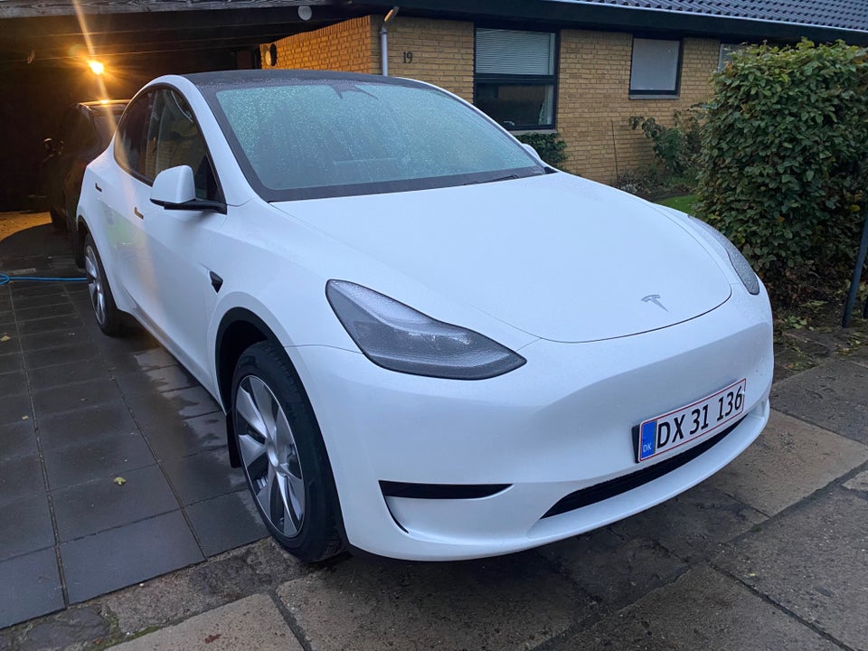 Tesla Model Y RWD 5d