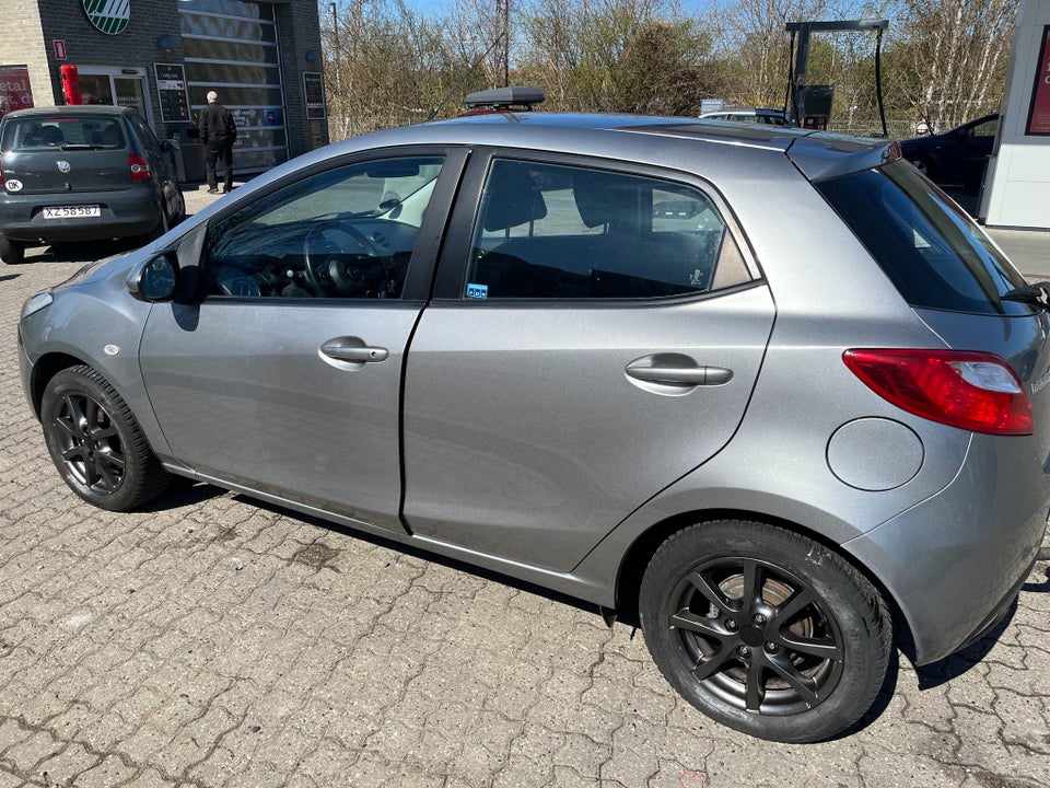 Mazda 2 1,3 Takara Edition 5d