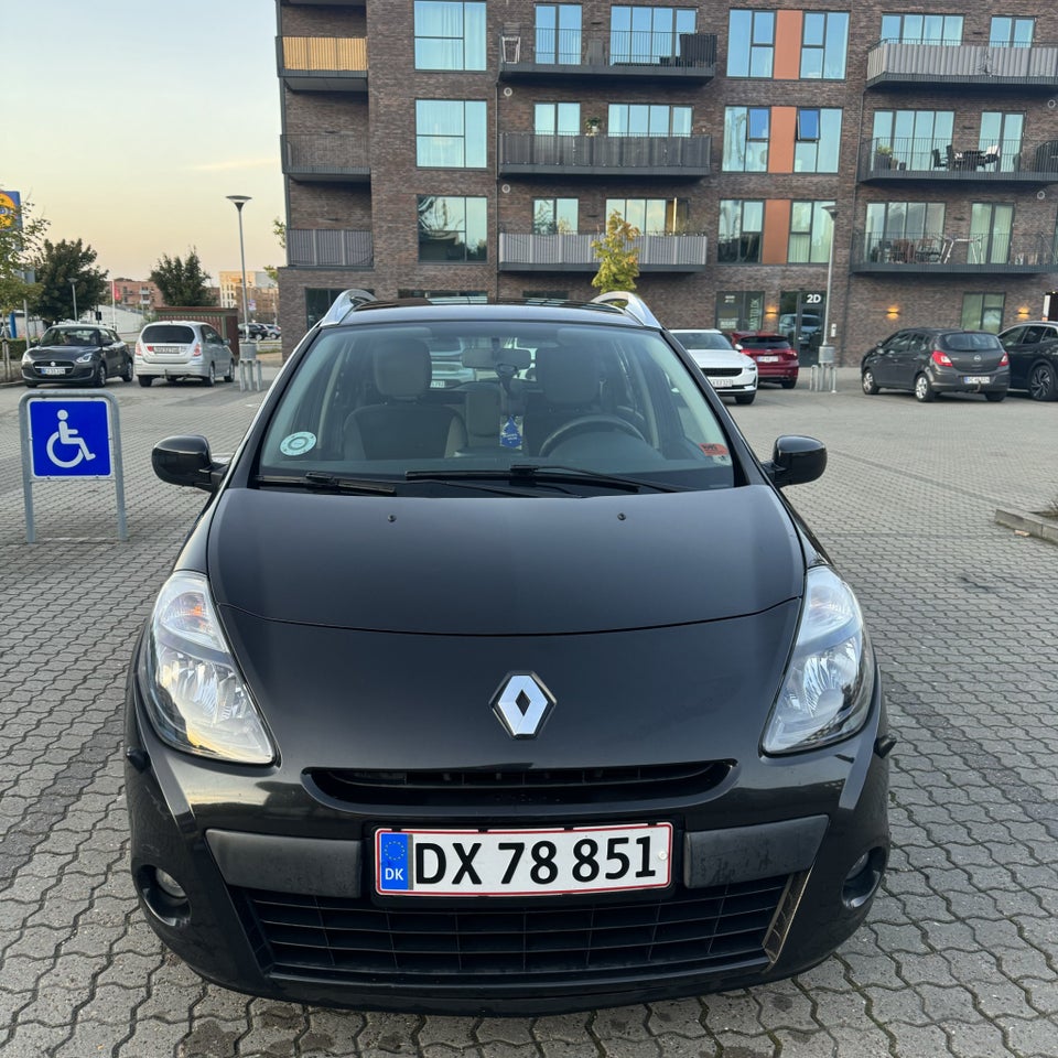 Renault Clio III 1,5 dCi 75 Expression Sport Tourer 5d