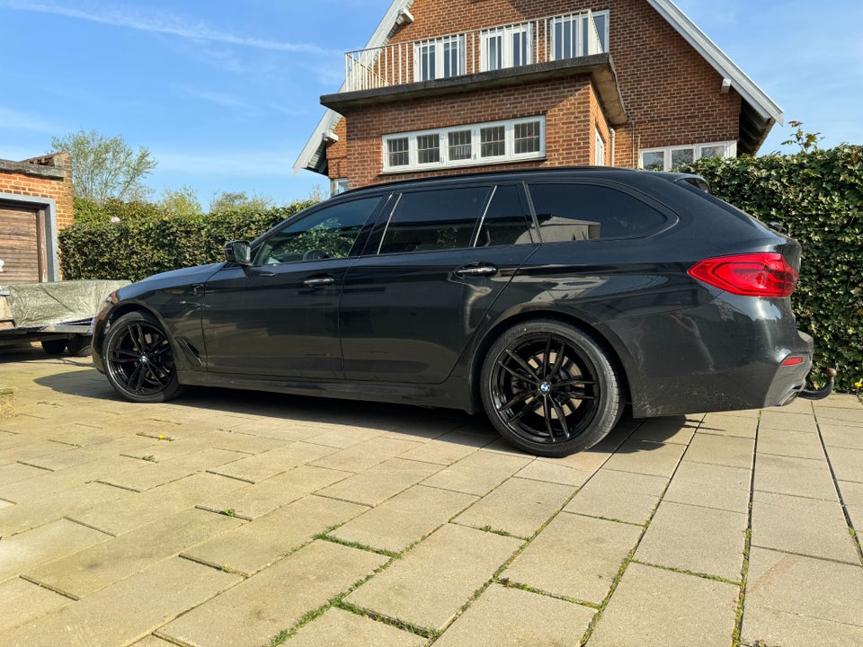 BMW 520i 2,0 Touring M-Sport aut. 5d
