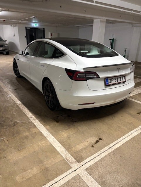 Tesla Model 3 Performance AWD 4d