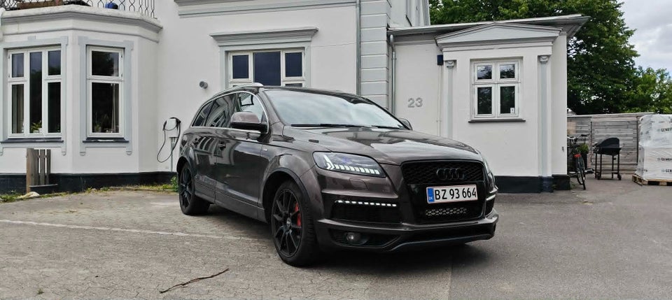 Audi Q7 3,0 TDi 240 S-line quattro Tiptr. 7prs 5d