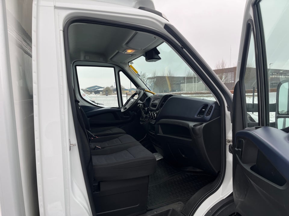 Iveco Daily 35S13 2,8 TDi Chassis
