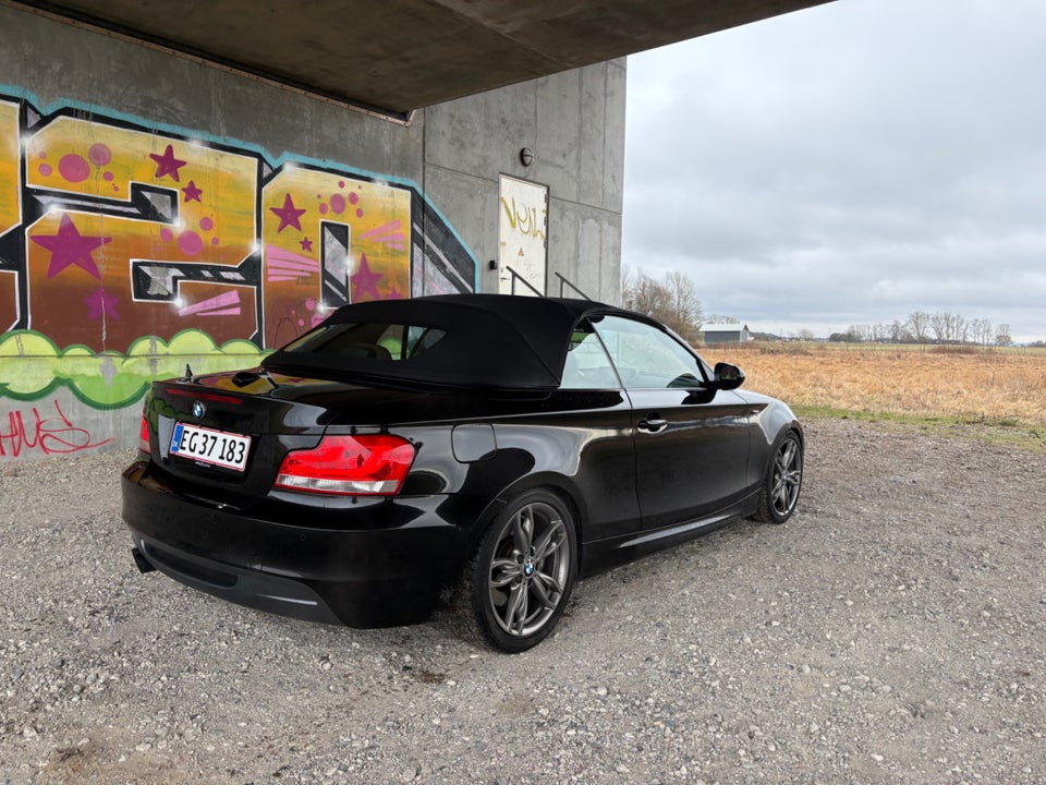 BMW 135i 3,0 Cabriolet aut. 2d