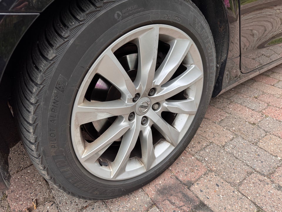 Volvo S90 2,0 T4 190 Momentum+ aut. 4d