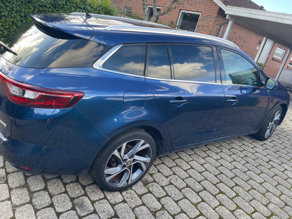 Renault Megane IV 1,5 dCi 110 Zen Sport Tourer 5d