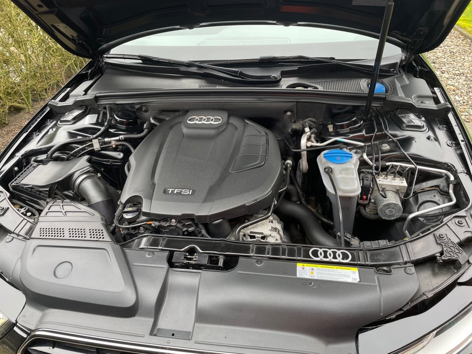 Audi A4 1,8 TFSi 170 S-line Avant 5d