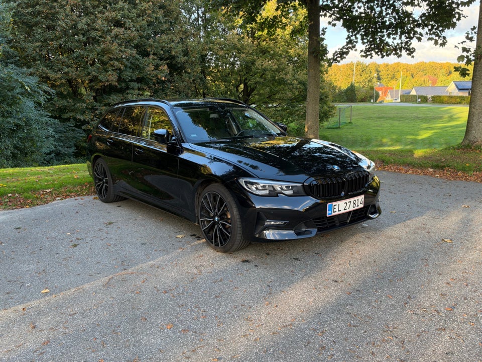 BMW 330e 2,0 Touring Sport Line aut. 5d
