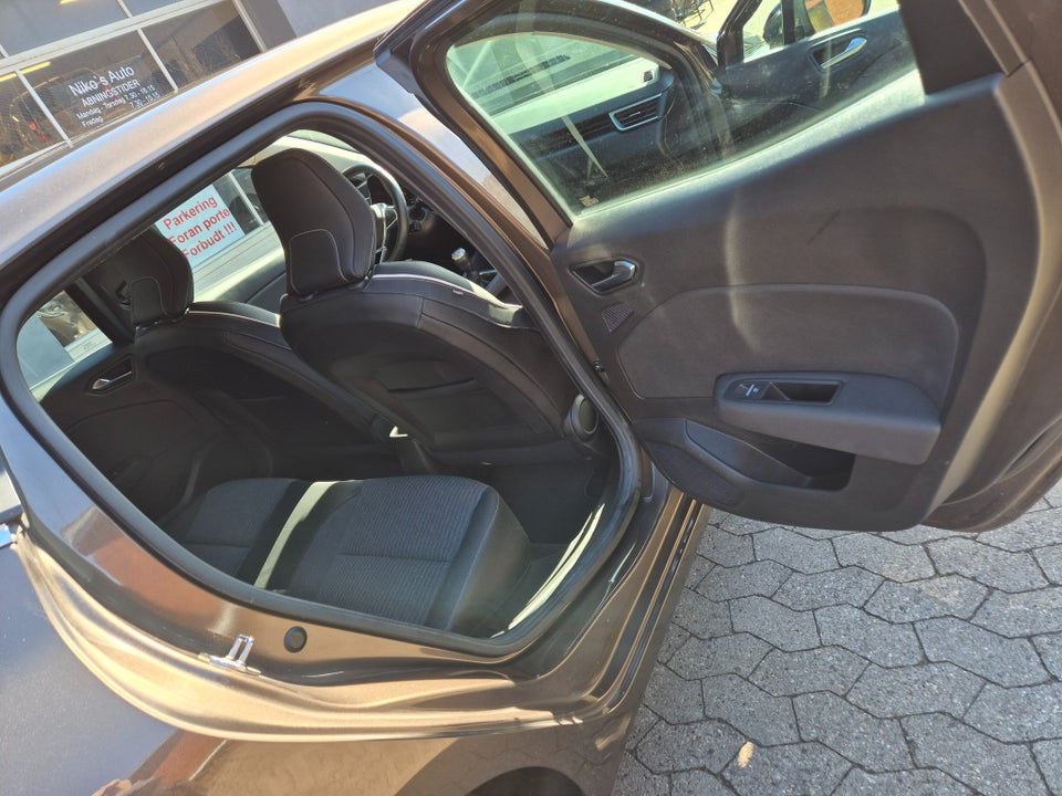 Renault Clio V 1,0 TCe 100 Intens 5d