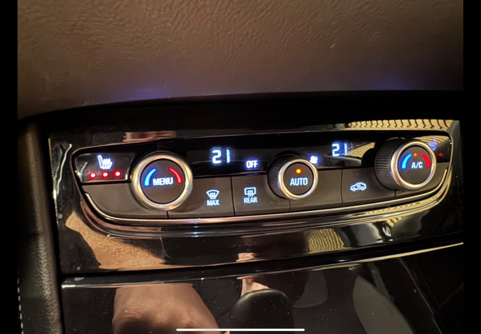 Opel Grandland X 1,2 T 130 Enjoy aut. 5d