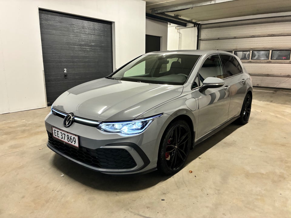 VW Golf VIII 1,4 GTE DSG 5d