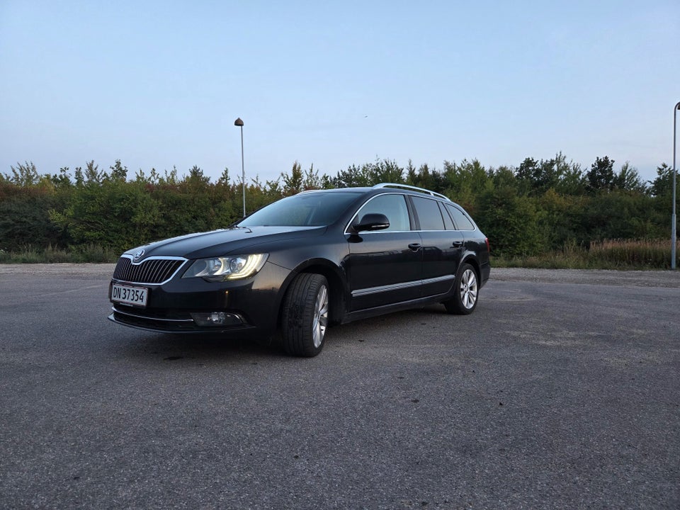 Skoda Superb 2,0 TDi 170 Elegance DSG 5d