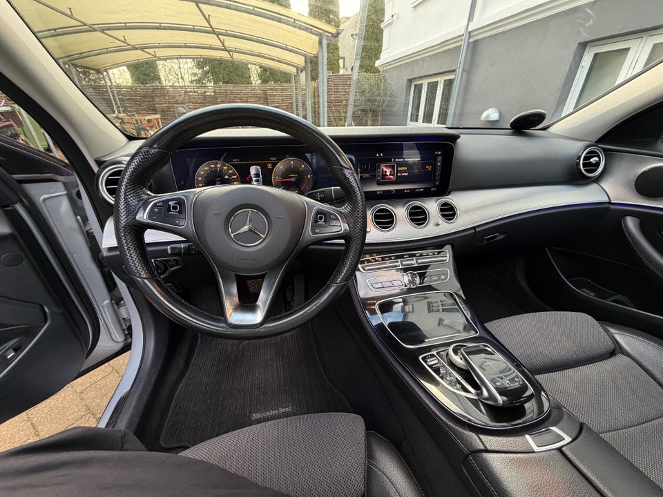 Mercedes E220 d 2,0 Avantgarde aut. 4d