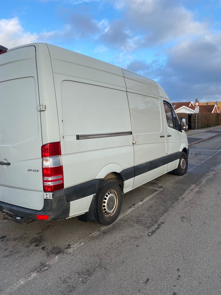 Mercedes Sprinter 211 2,2 CDi R1 Kassevogn 5d