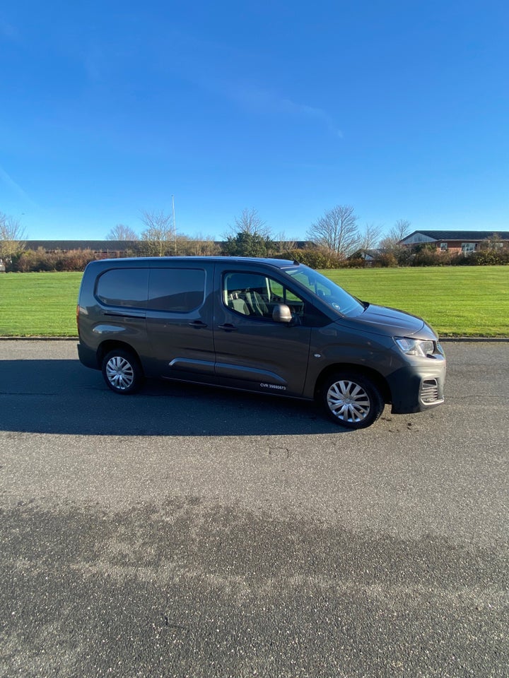Peugeot Partner 1,5 BlueHDi 130 L2V2 Ultimate EAT8 Van