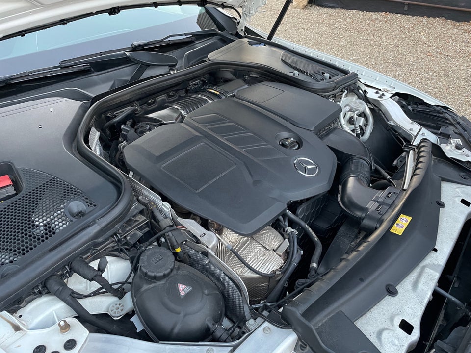 Mercedes E220 d 2,0 Avantgarde stc. aut. 5d
